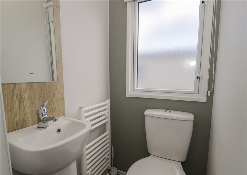 Bathroom at Lido Silver Plus 111, Prestatyn