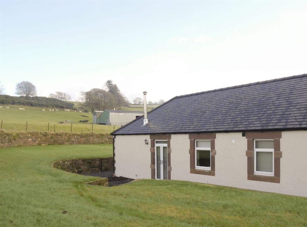 Attractive holiday home at Liftingstane Cottage in Closeburn, near Thornhill, Dumfriesshire