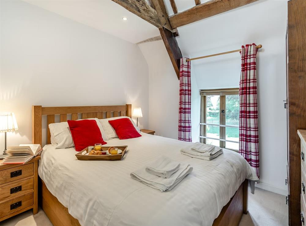 Double bedroom at Lilac Cottage in Abergavenny, Gwent