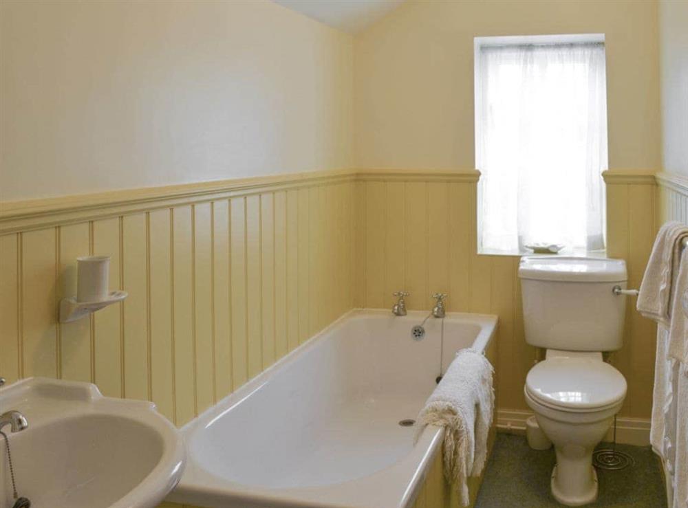 Family bathroom at Lilac Cottage in Sinnington, near Pickering, North Yorkshire
