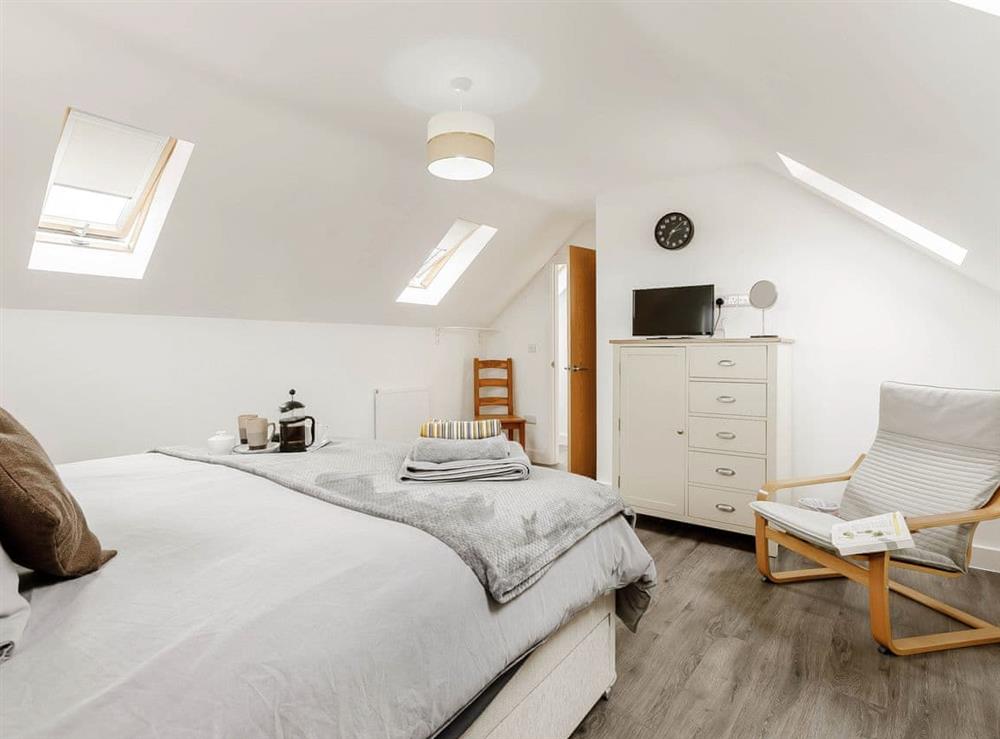 Master bedroom at Lilac Lodge in Newnham, Gloucestershire