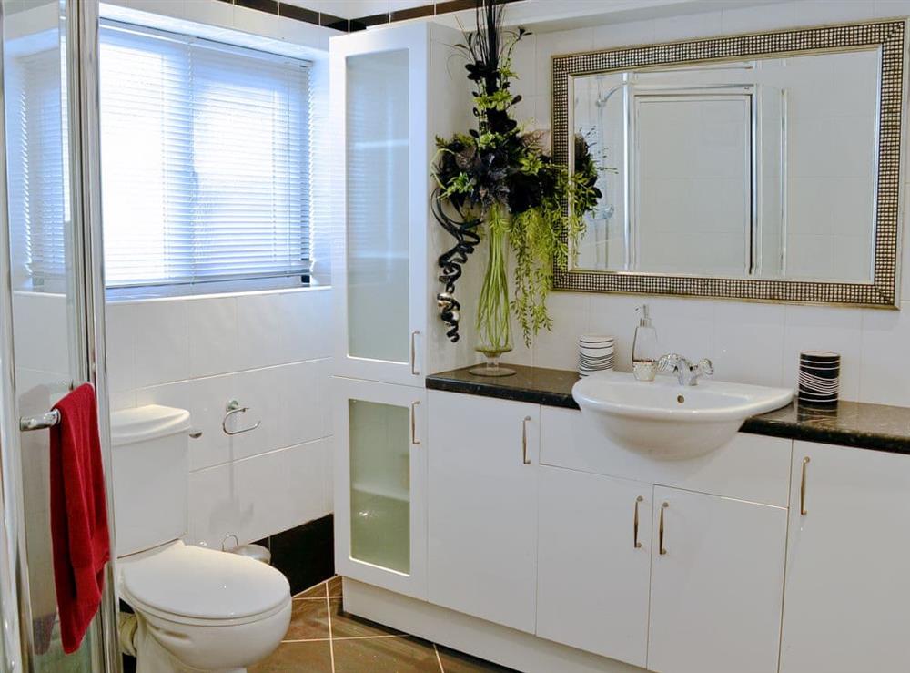 Shower room at Lilac Villa in Skegness, Lincolnshire