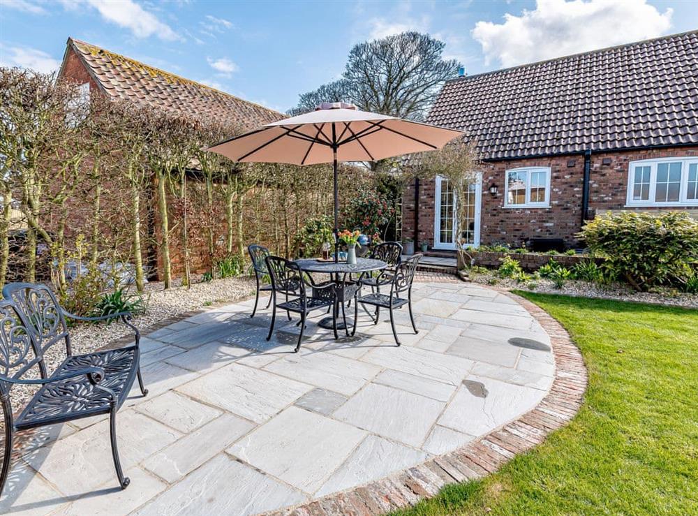 Patio at Lilium Cottage in North Somercotes, Lincolnshire