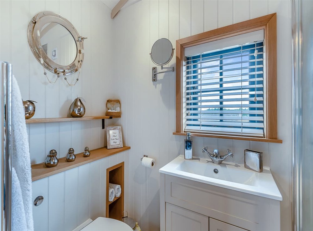 Bathroom (photo 2) at Lillies Shepherd Hut in Nottingham, Leicestershire