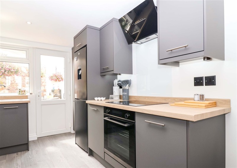 Kitchen (photo 3) at Lillys Cottage, Dawlish
