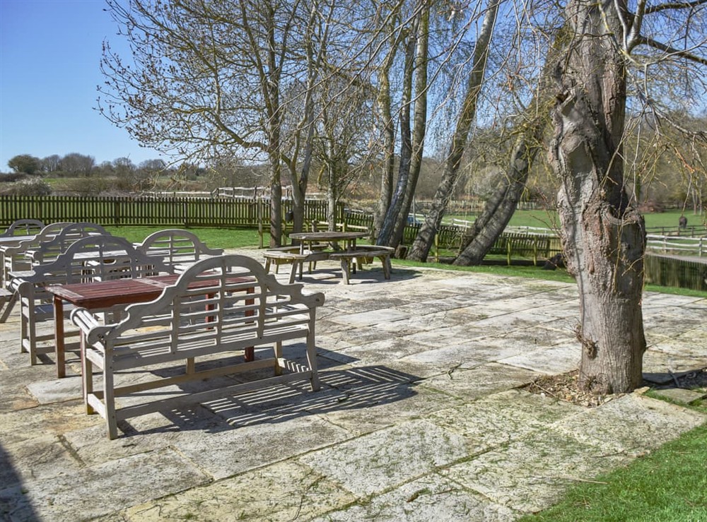 Sitting-out-area