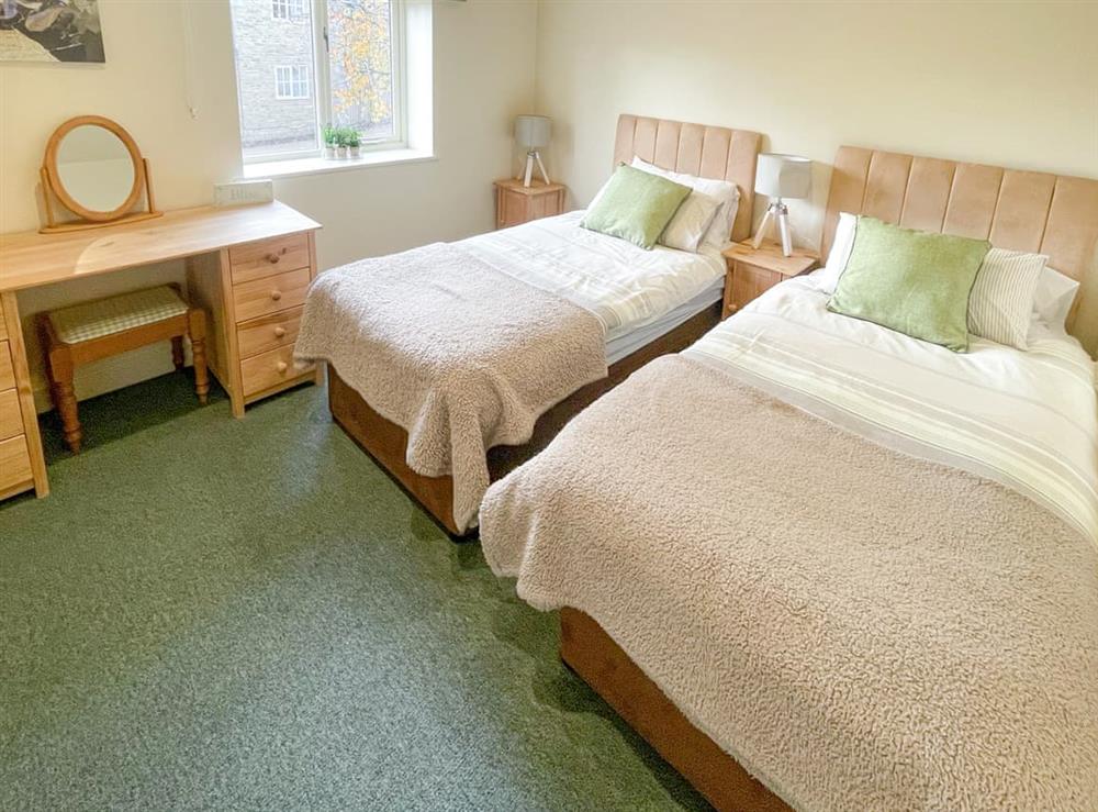 Twin bedroom at Lily Pad 9 in Peterborough, near Stamford, Northamptonshire