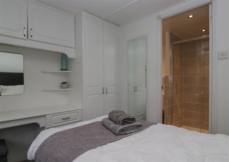 One of the 2 bedrooms (photo 3) at Lily Tarn, White Cross Bay near Troutbeck Bridge
