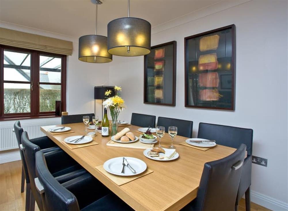 Dining Area at Lily in Woodland Retreat, Wadebridge