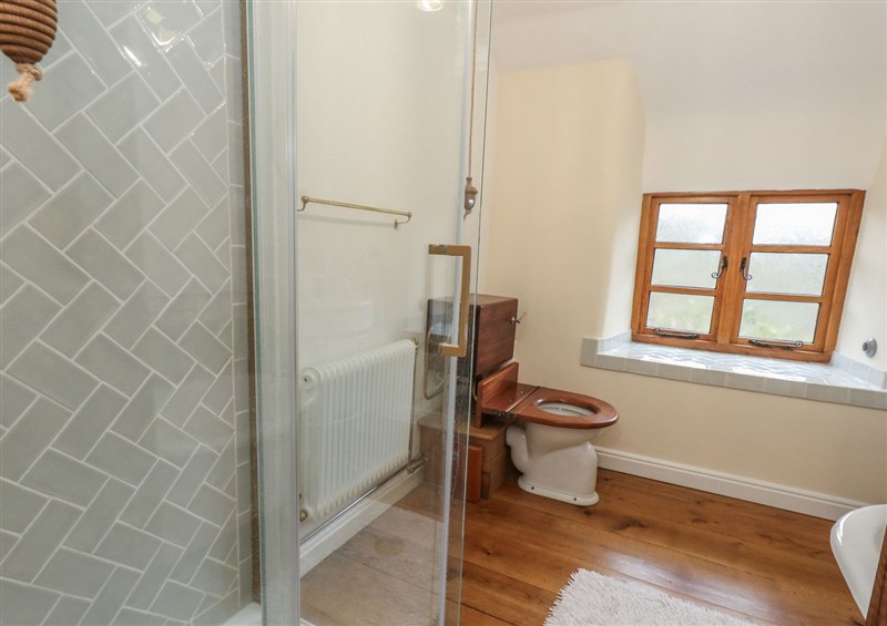Bathroom at Limberlost Cottage, near Hamworthy