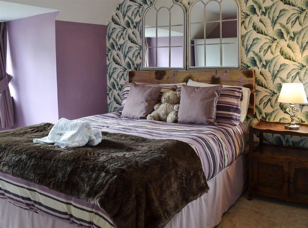 Duoble bedroom at Lime Cross Cottage in Herstmonceux, near Hailsham, East Sussex