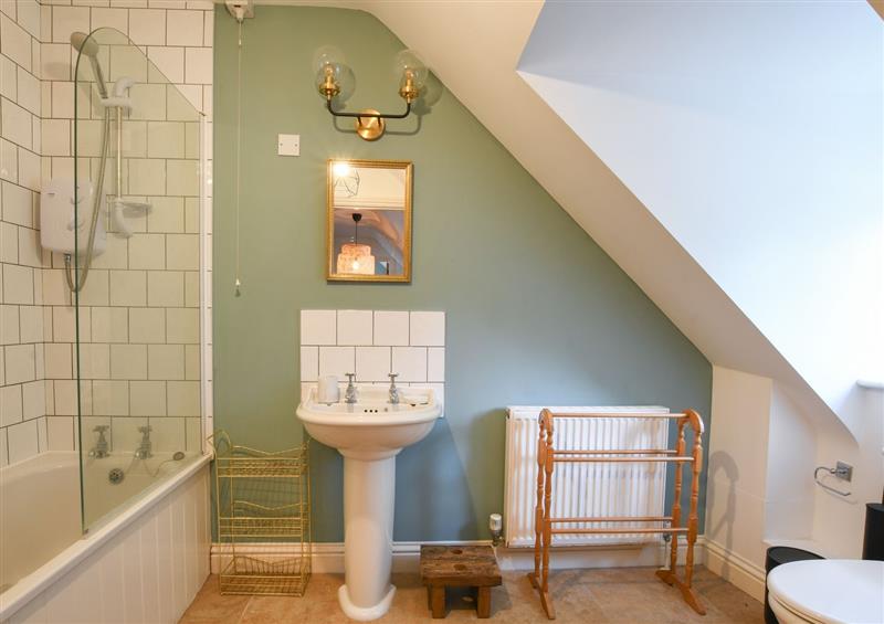 The bathroom at Lime Tree Cottage, Blythburgh