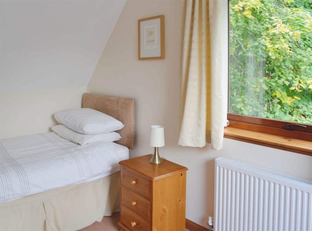 Twin bedroom at Lime Tree Cottage in Oakley, near Dunfermline, Fife