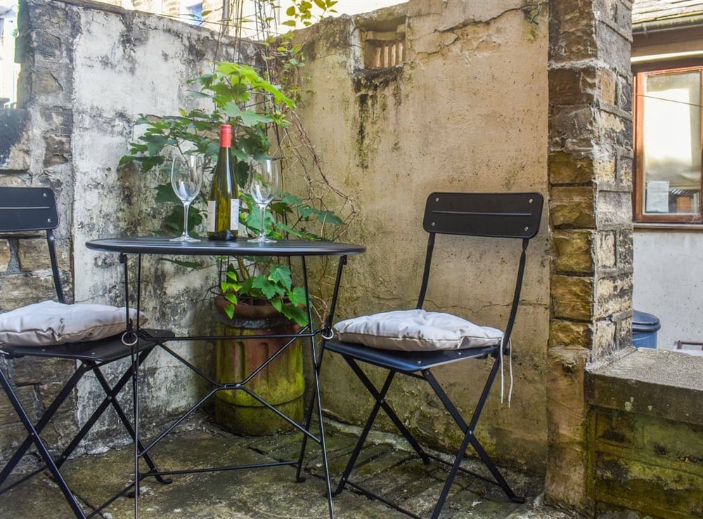 Sitting-out-area