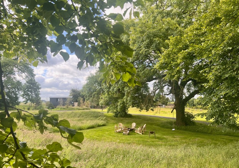 The garden (photo 3) at Limetree Luxury Glamping Portland, Nottingham
