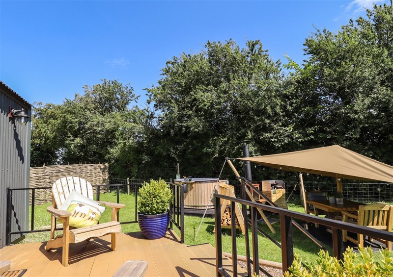 Outside (photo 2) at Limetree Luxury Glamping Southdown, Nottingham