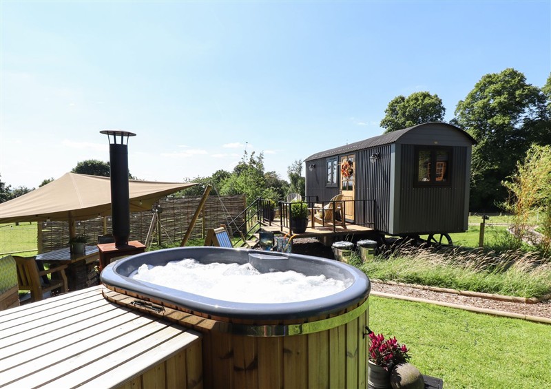 Outside Limetree Luxury Glamping Southdown at Limetree Luxury Glamping Southdown, Nottingham