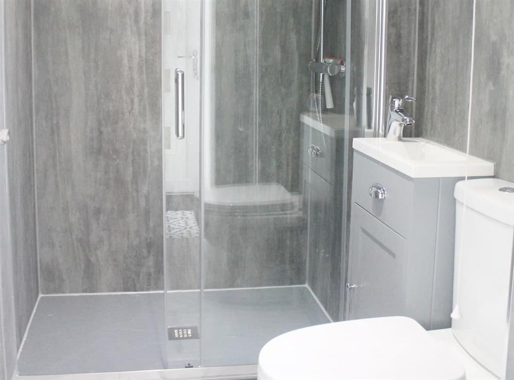 Shower room at Linne Foirthe in Dysart, near Kirkcaldy, Fife