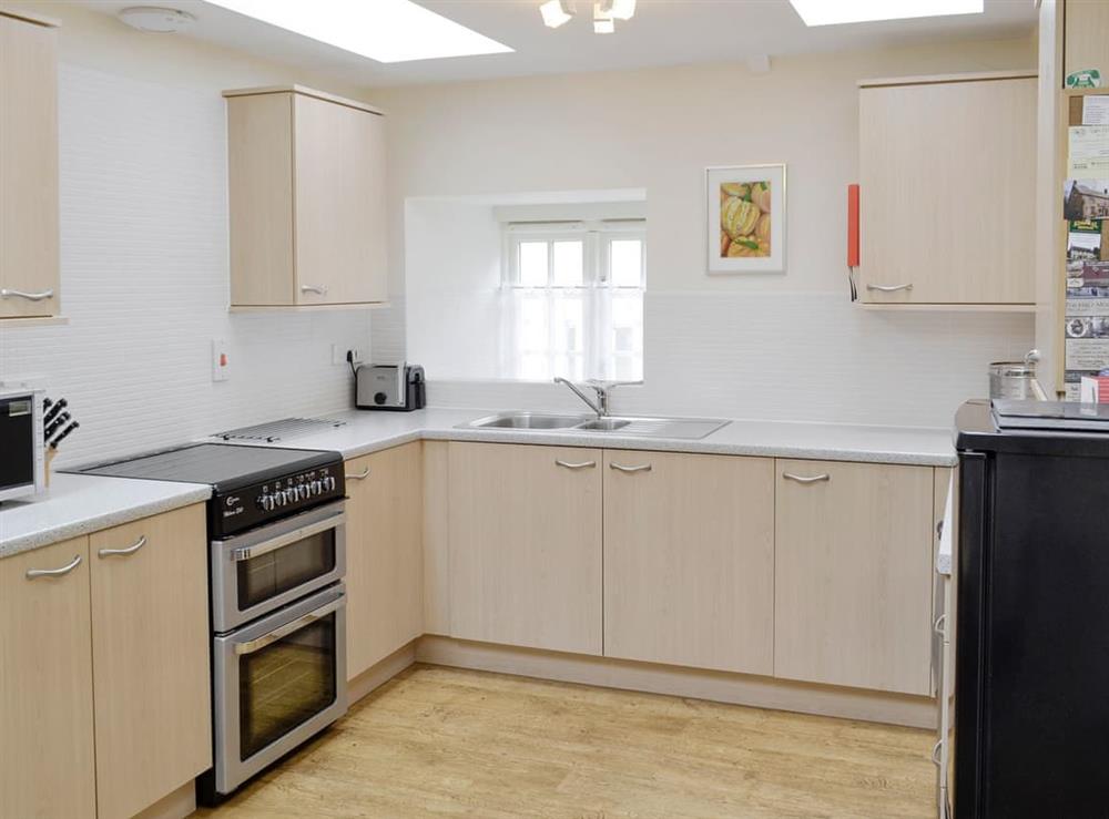Spacious fully-equipped kitchen at Linnets in Beaminster, Dorset