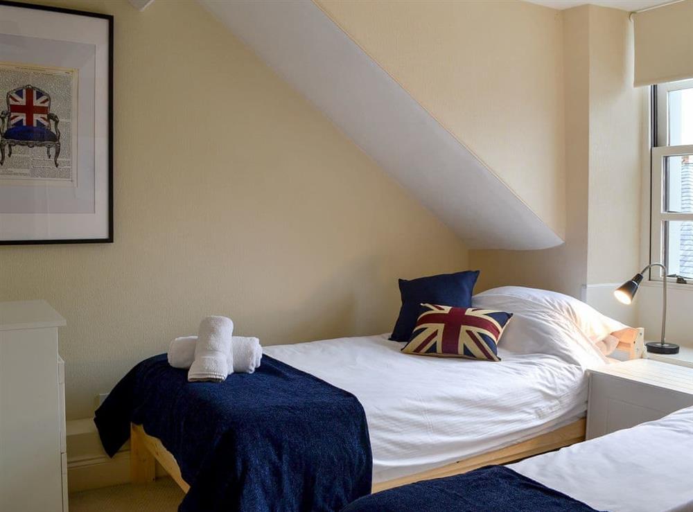 Light and airy twin bedroom at Linton in Keswick, Cumbria