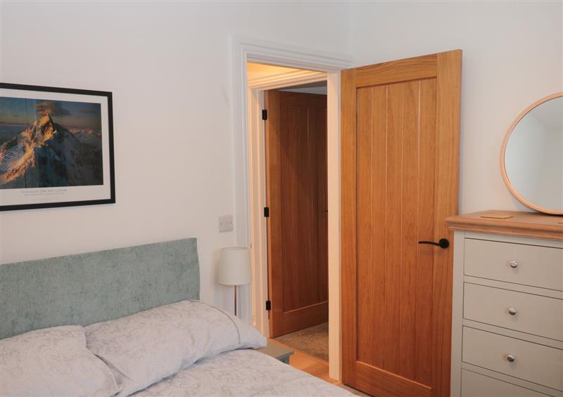 One of the 3 bedrooms (photo 2) at Lion House, Longlands