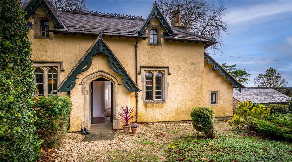 The exterior of Lion Lodge, Gloucestershire (photo 2) at Lion Lodge in Wotton-under-edge, Gloucestershire