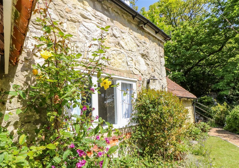 The setting of Lisle Combe Cottage