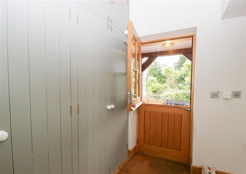 A bedroom in Little Acorn Cottage at Little Acorn Cottage, Munsley near Ledbury