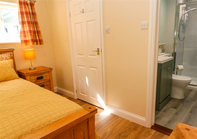 One of the bedrooms (photo 2) at Little Acorns, Gweek
