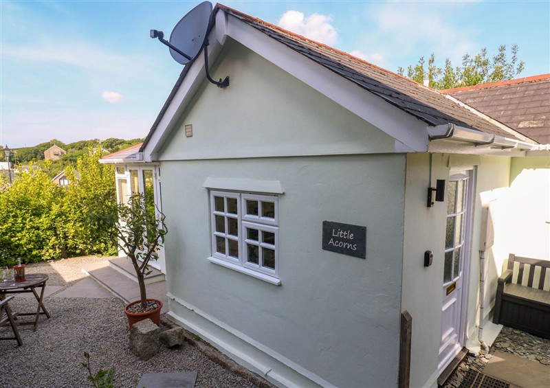 The setting of Little Acorns at Little Acorns, Gweek