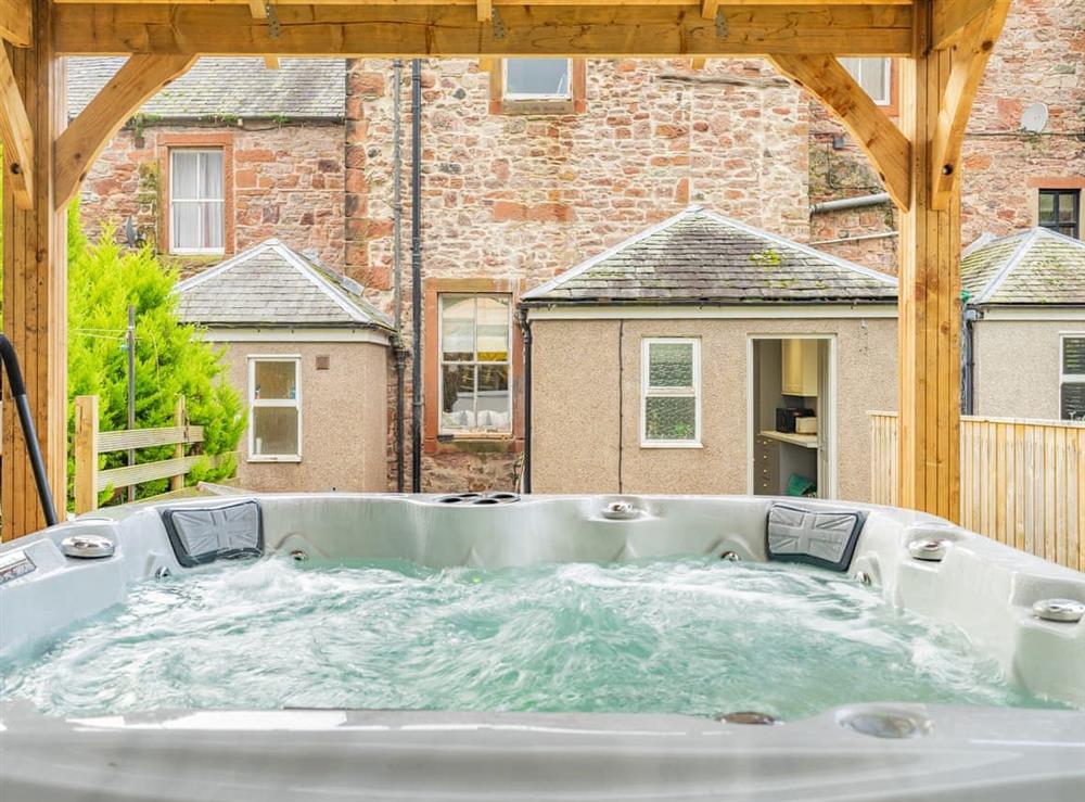 Hot tub at Little Apple in Appleby in the Eden Valley, Cumbria