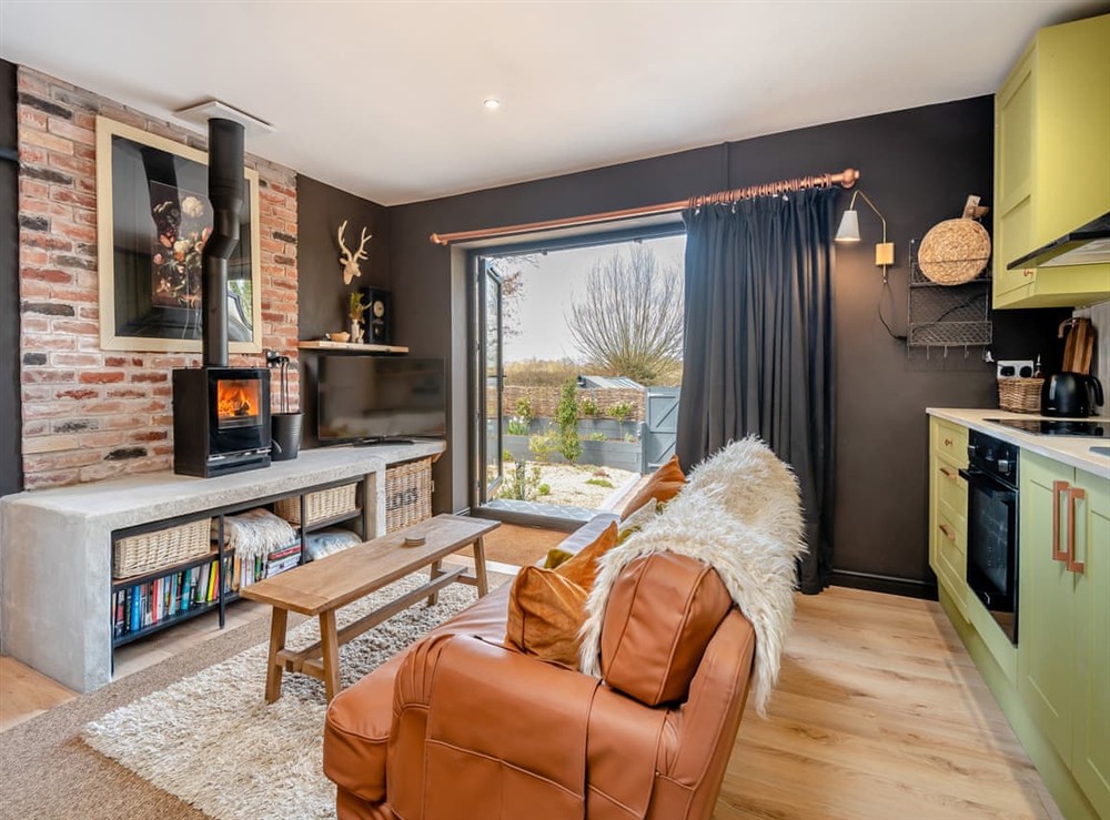 Living area (photo 2) at Little Barn in Great Cheverell, Wiltshire