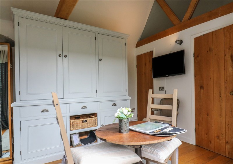The living room (photo 2) at Little Barn, Orwell