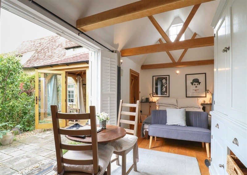 The living room (photo 3) at Little Barn, Orwell