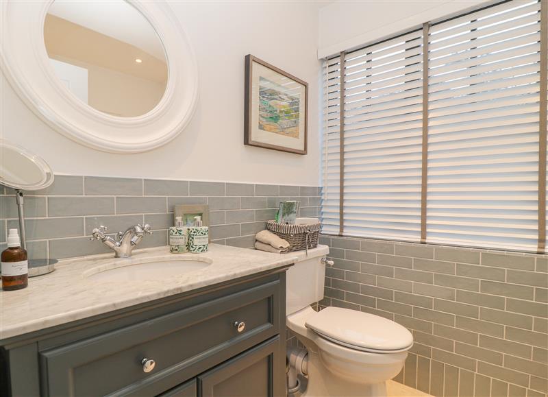 The bathroom at Little Barn, Stockbridge