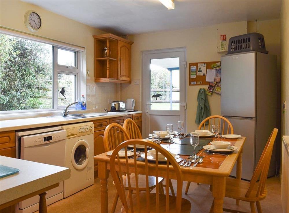 Kitchen/diner at Little Blagdon Bungalow in North Tamerton, near Bude, Cornwall