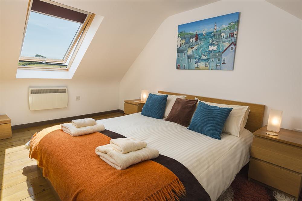 Double bedroom with King-size bed at Little Cotton Farmhouse in Venn Lane, Nr Dartmouth