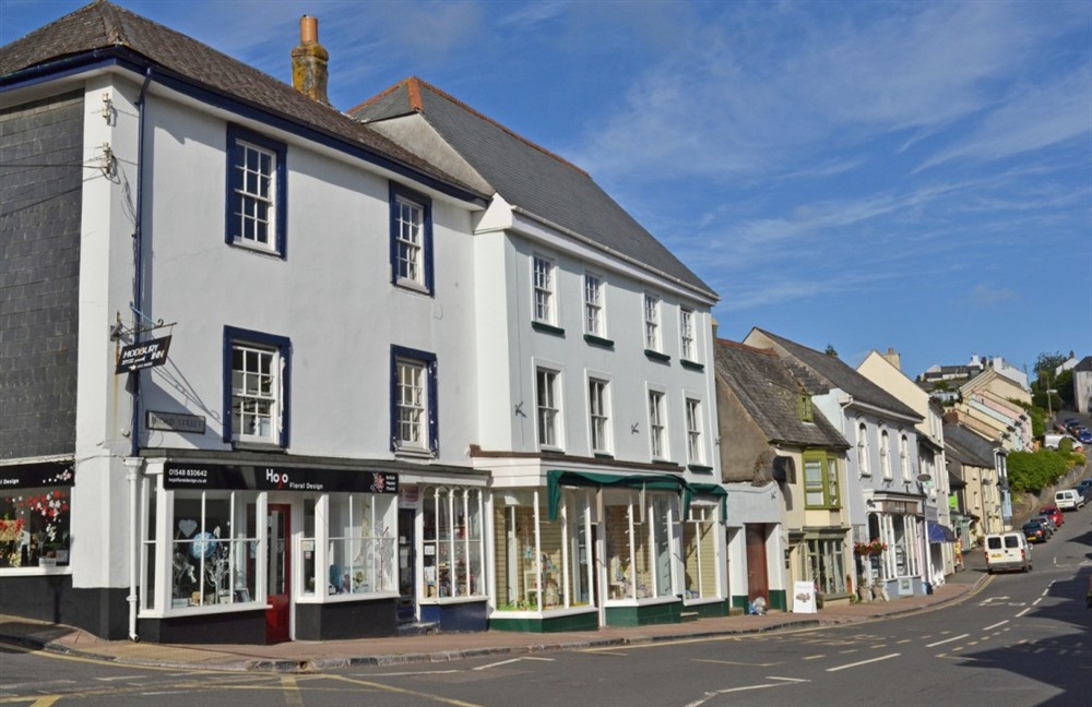 Photo of Little Cumery (photo 3) at Little Cumery in Aveton Gifford