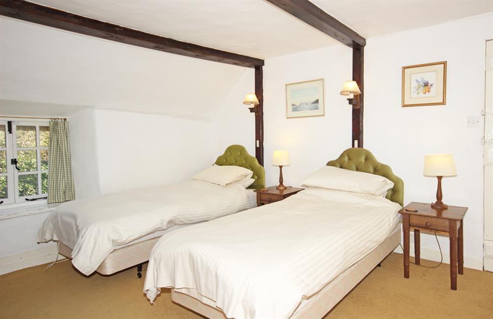 Twin bedroom at Little Horsecombe in Higher Batson, Salcombe