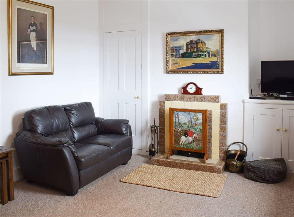 Lovely and relaxing living room with a view of the sea at Little Lismoy in Sandown, Isle of Wight