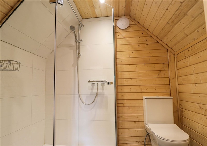 The bathroom at Little Luxe Lodges 1, Balmacara near Kyle of Lochalsh