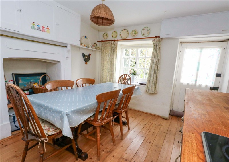 The dining room at Little Orchard, Chard