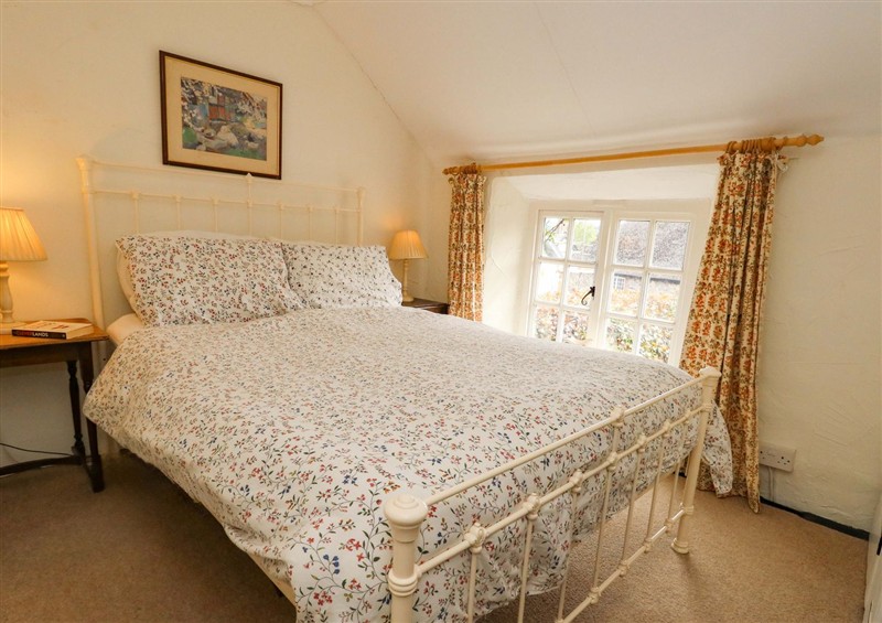 This is a bedroom (photo 3) at Little Orchard, Chard