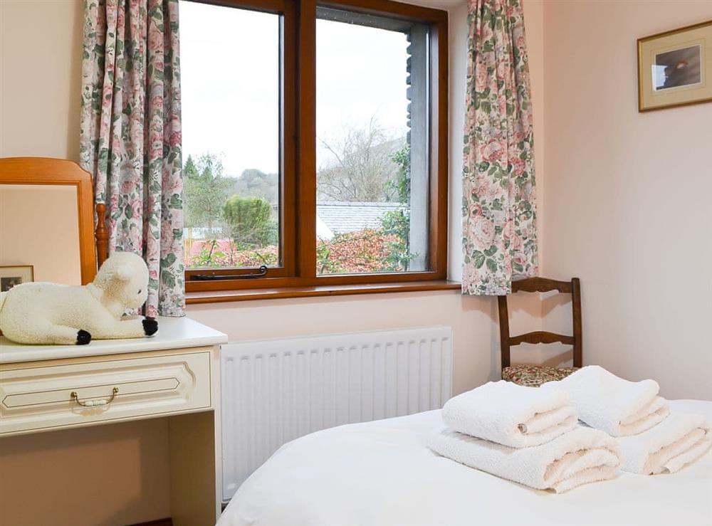 Double bedroom (photo 9) at Little Orchard in Crosthwaite, near Kendal, Cumbria