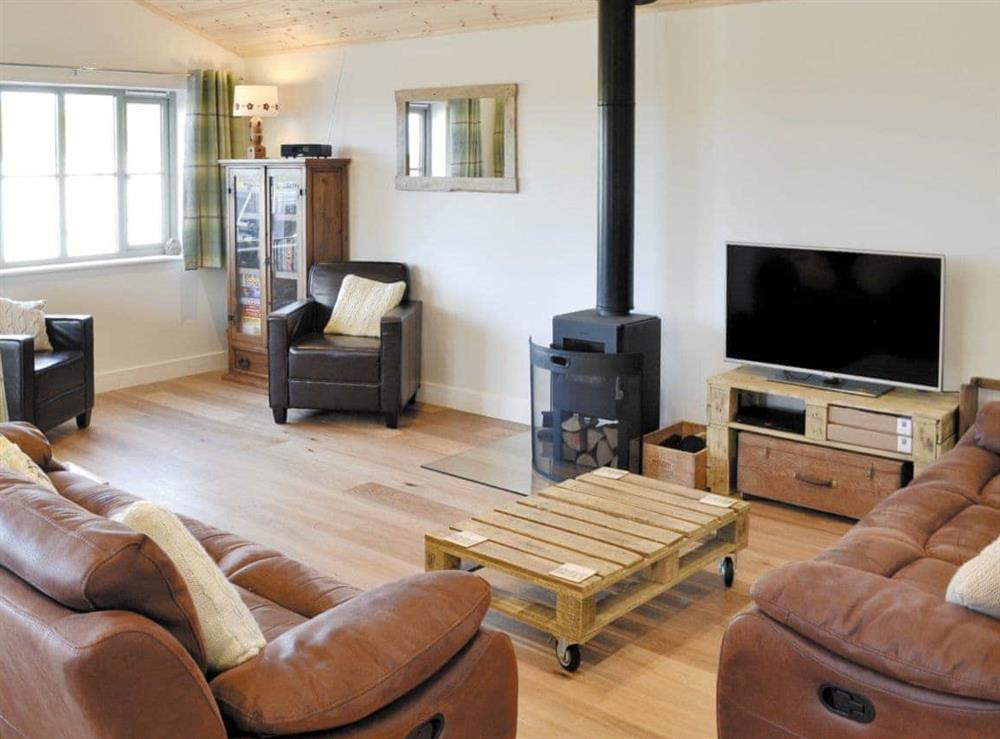 Open plan living/dining room/kitchen at Little Owl Lodge in St Columb, near Newquay, Cornwall