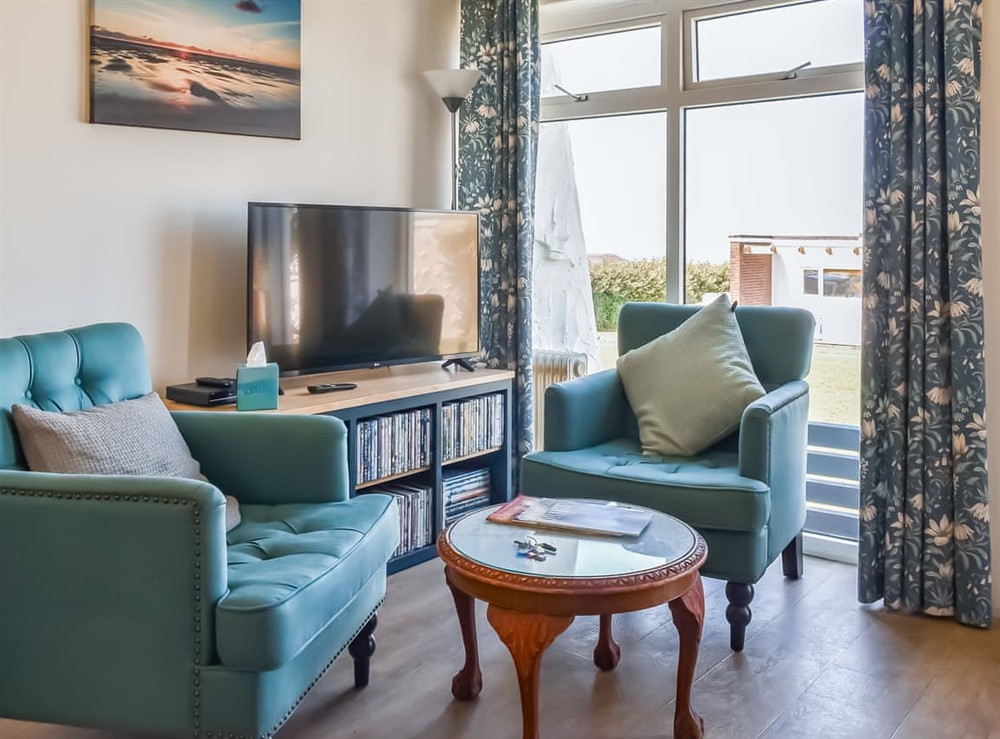 Open plan living space (photo 2) at Little Palms in Bude, Cornwall