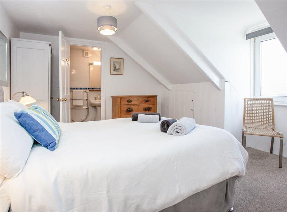Double bedroom at Little Quoin in Fowey, Cornwall