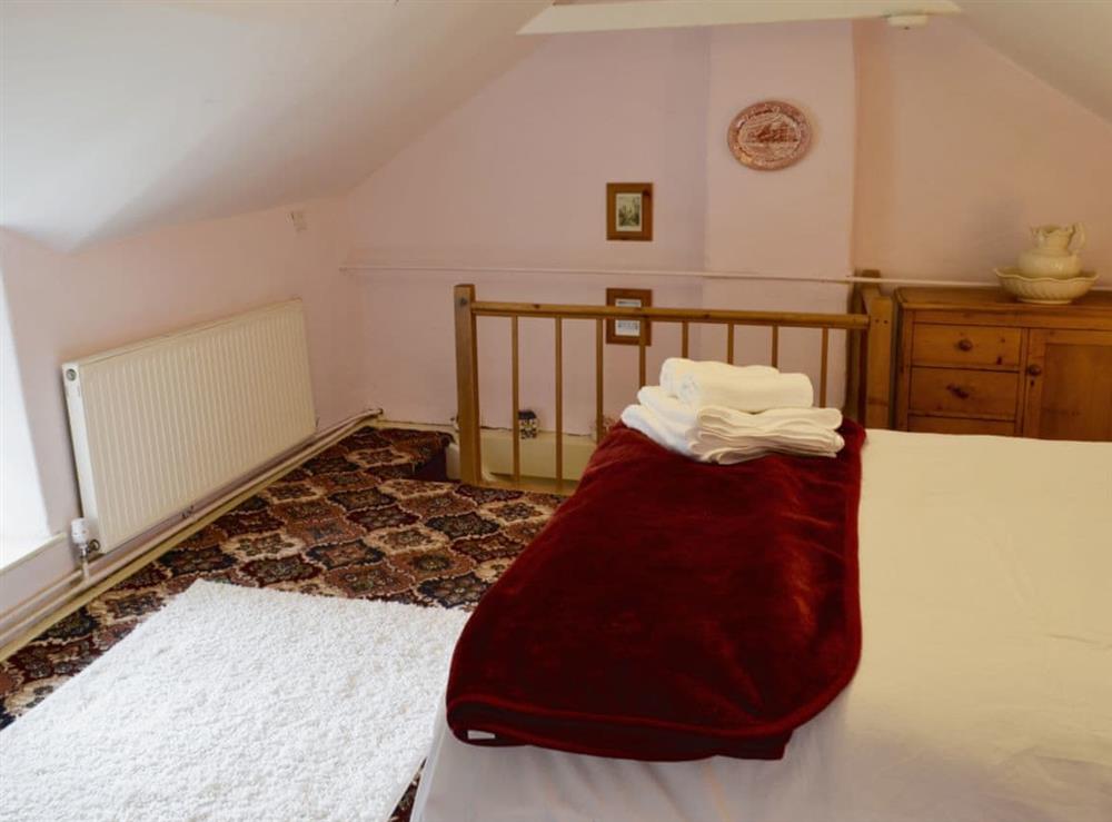 Double bedroom (photo 2) at Little Thatch in Netherbury, near Beaminster, Dorset