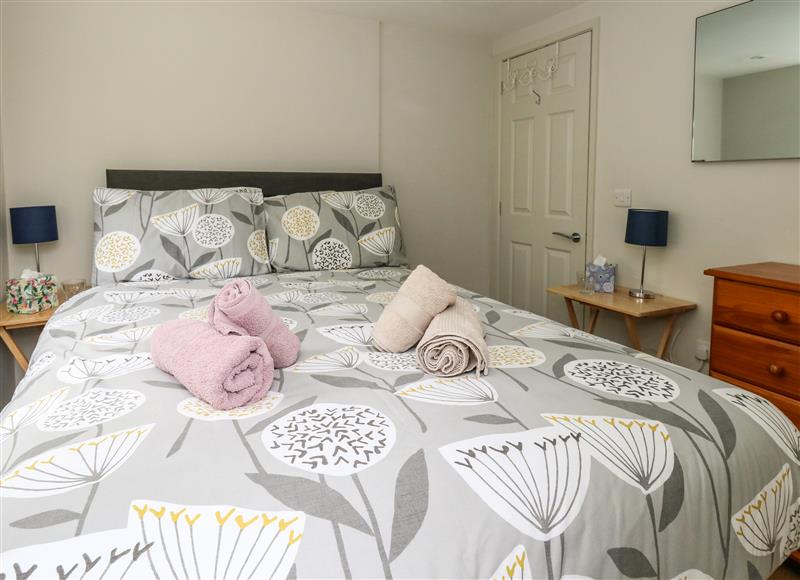 A bedroom in Little Timbers at Little Timbers, Ringwood