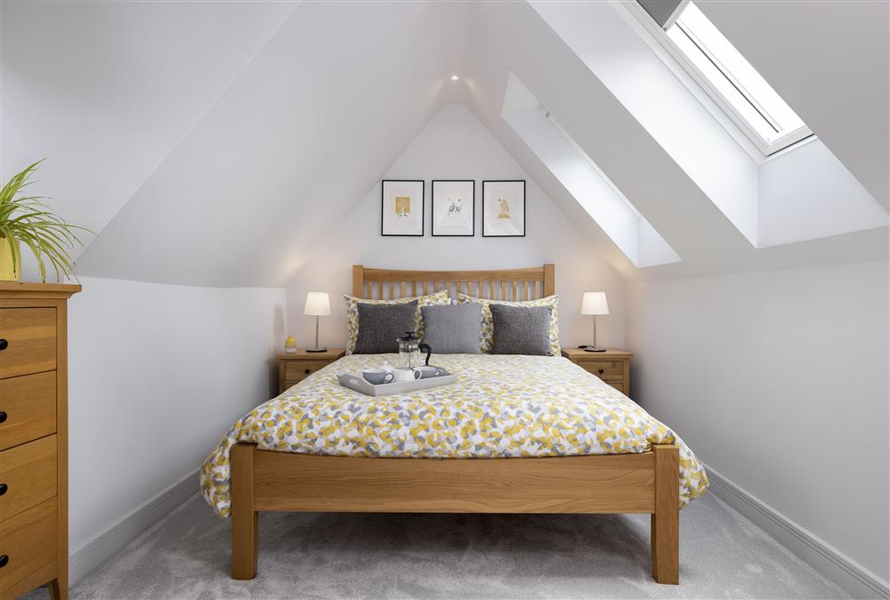 Second floor: Bedroom three with 4ft6 double bed at Little Tithe, Moreton-in-Marsh